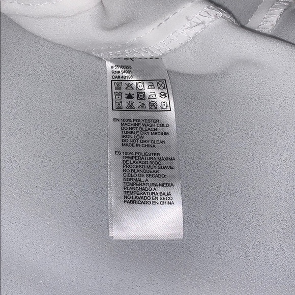 Forever 21 women’s button down blouse - Picture 9 of 9